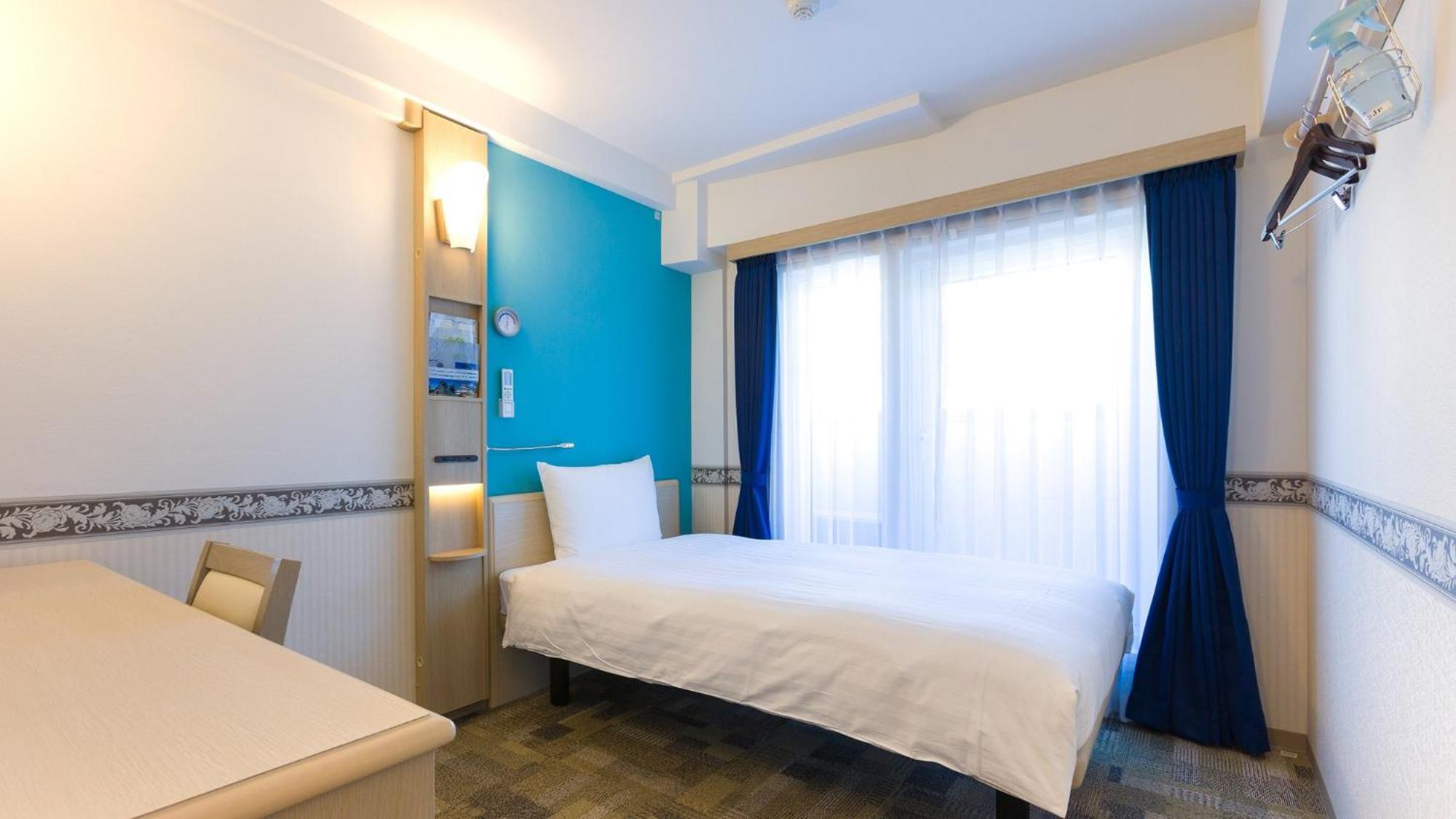 Toyoko Inn Saitama Misato Ekimae Zewnętrze zdjęcie